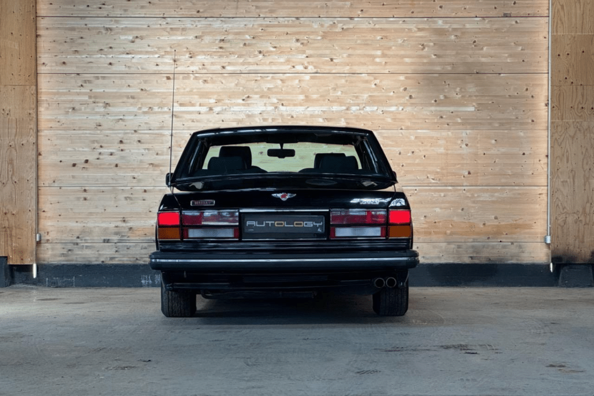 BENTLEY Turbo R - 1995 vue de derrière
