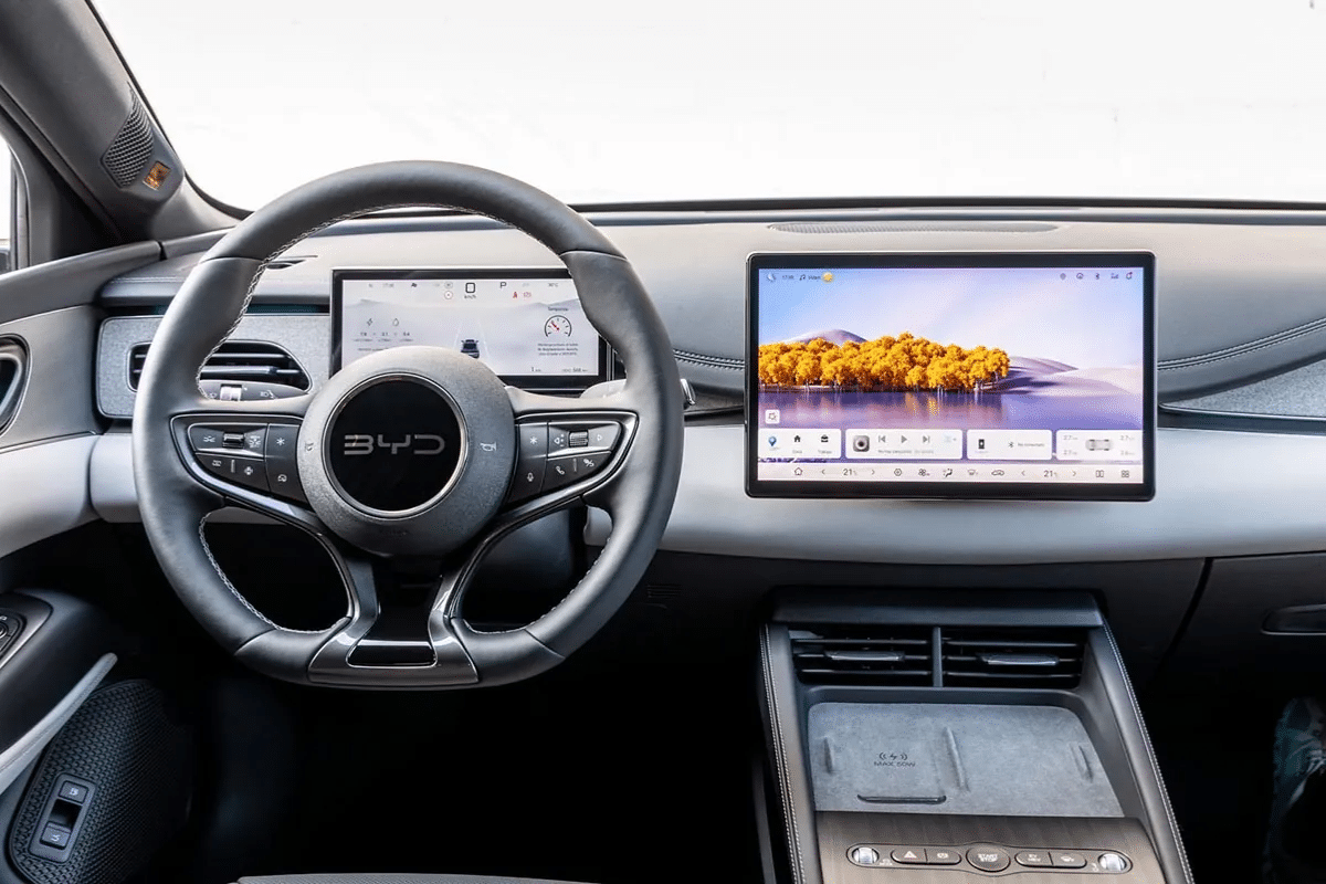 BYD Seal 6 Touring design intérieur