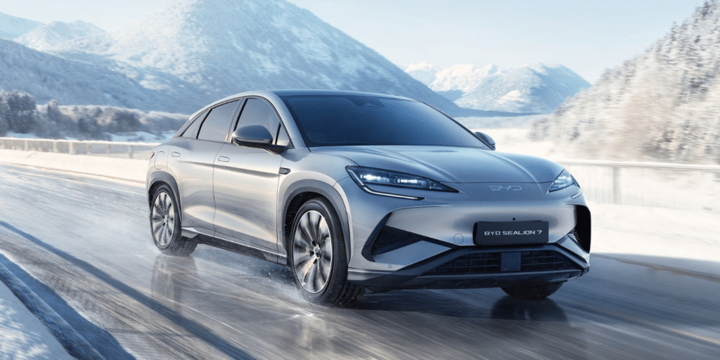 BYD veut surpasser ses rivaux avec un réseau XXL de 2000 concessions en Europe