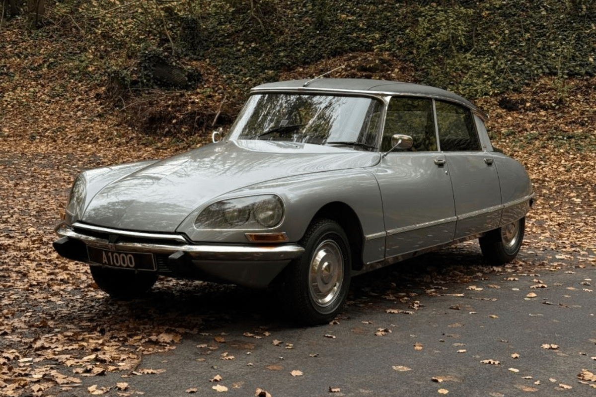 CITROEN DS 20 Pallas - 1974 vue de face