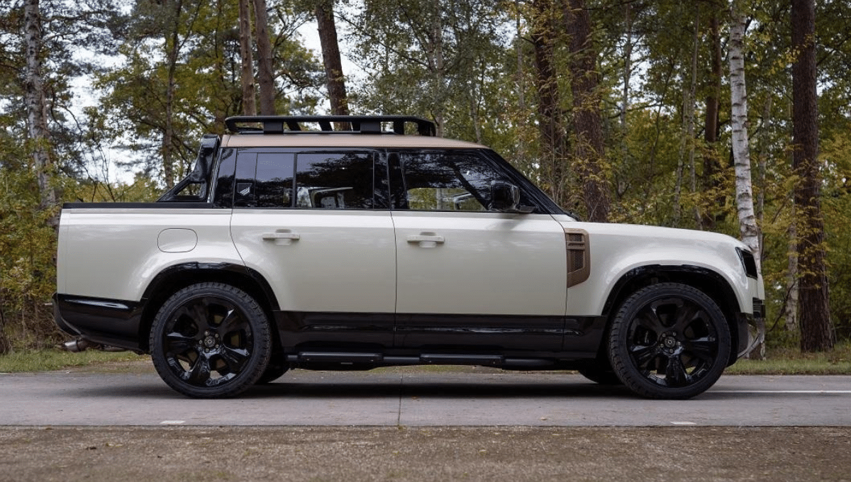 Land Rover Defender (2026)