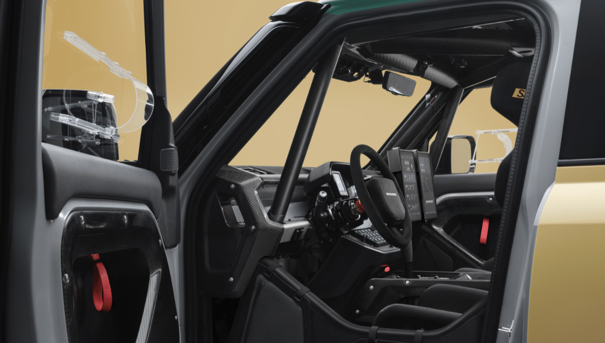 Land Rover - Defender Dakar D7X-R - Tableau de bord