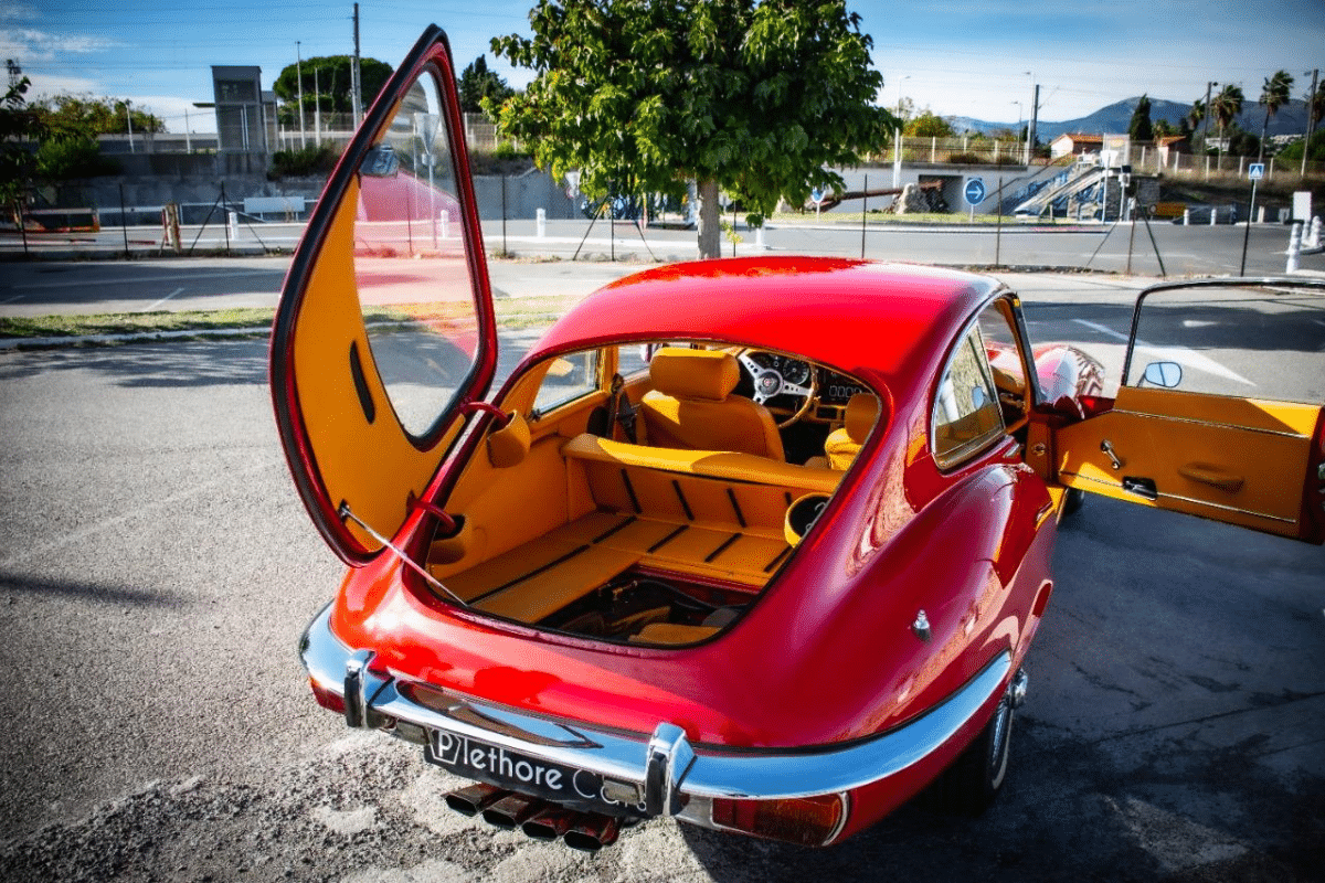 JAGUAR Type E Serie 3 V12 5.3L - 1973 vue du coffre