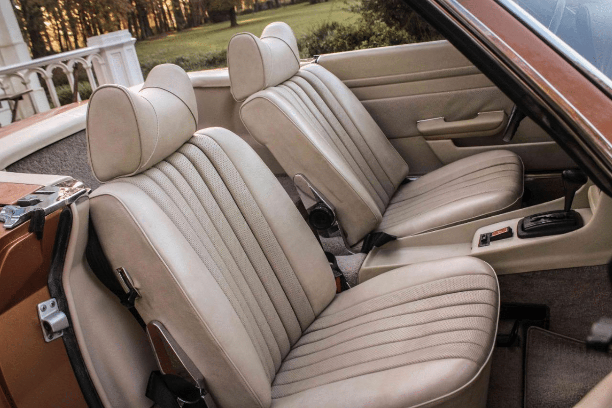 MERCEDES 350 SL - 1972 vue intérieure