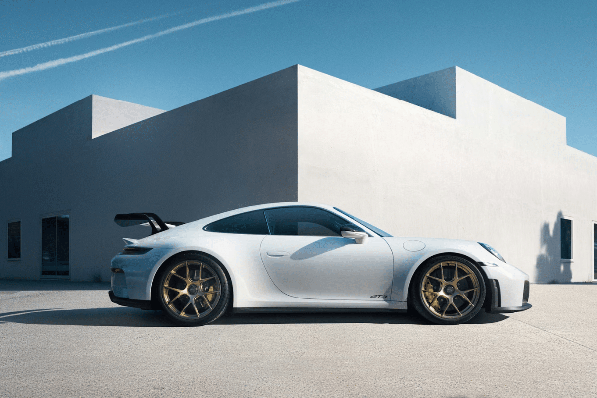 Porsche 911 GT3 vu de profil