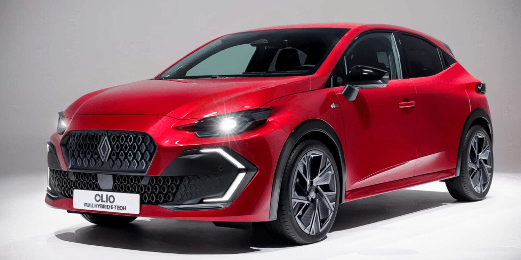 Moteur hybride de 160 ch et 3,9 l/100 km : la Clio 2026 change de catégorie et ça vaut le coup d'attendre