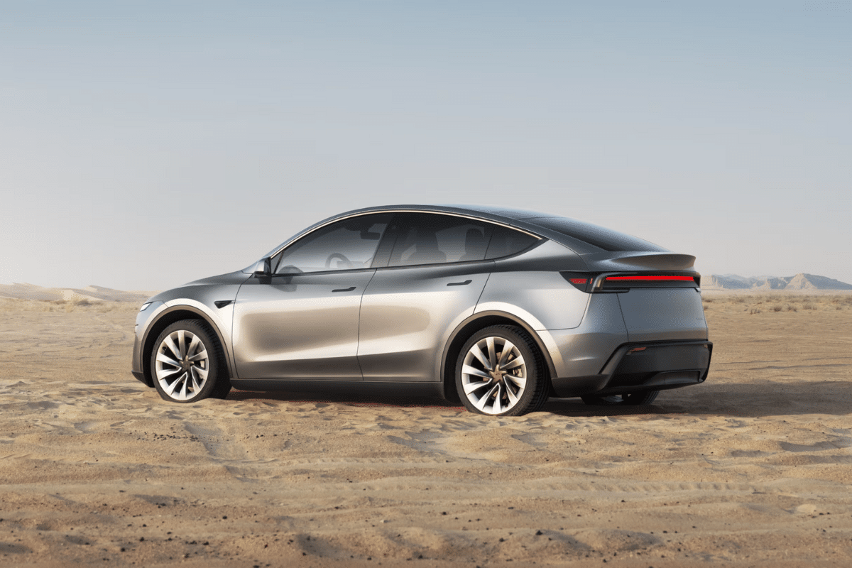 Tesla Model Y vu de profil