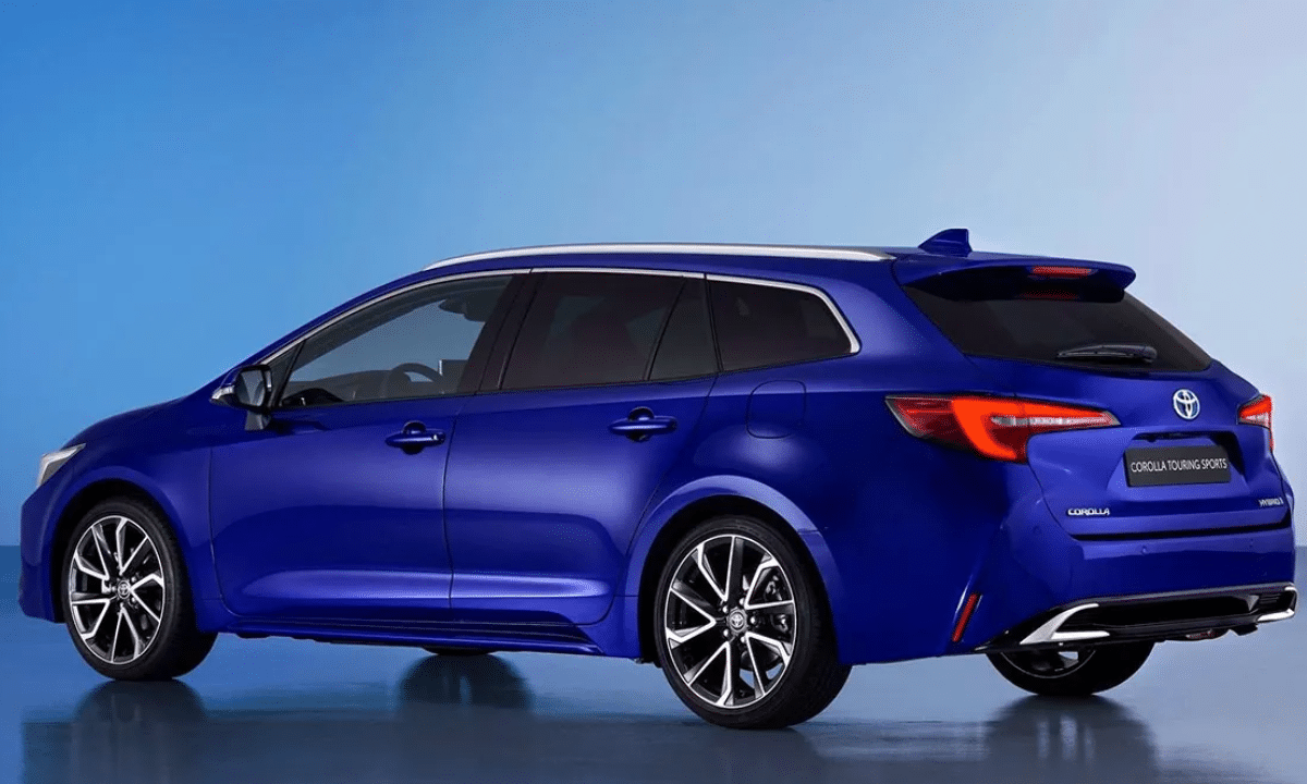 Corolla Touring Sports 2025 vue de derrière