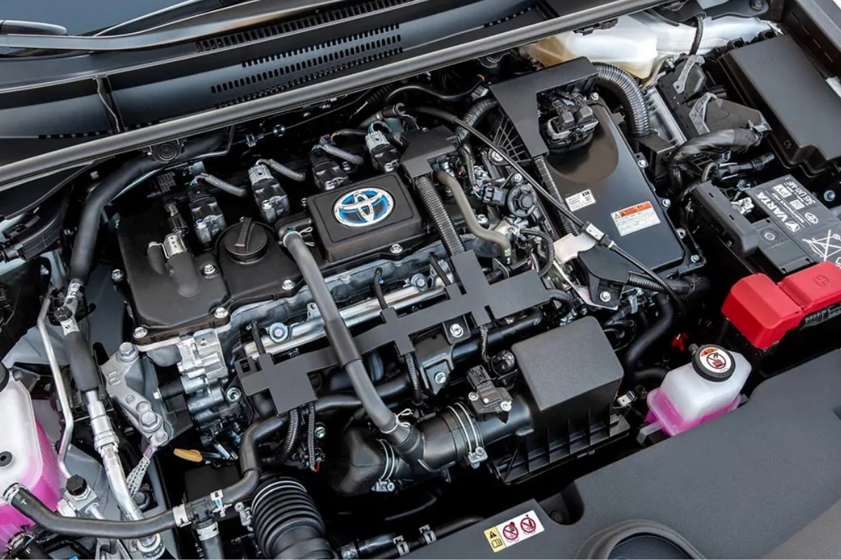 Toyota Corolla Touring Sports 2025 vue du moteur