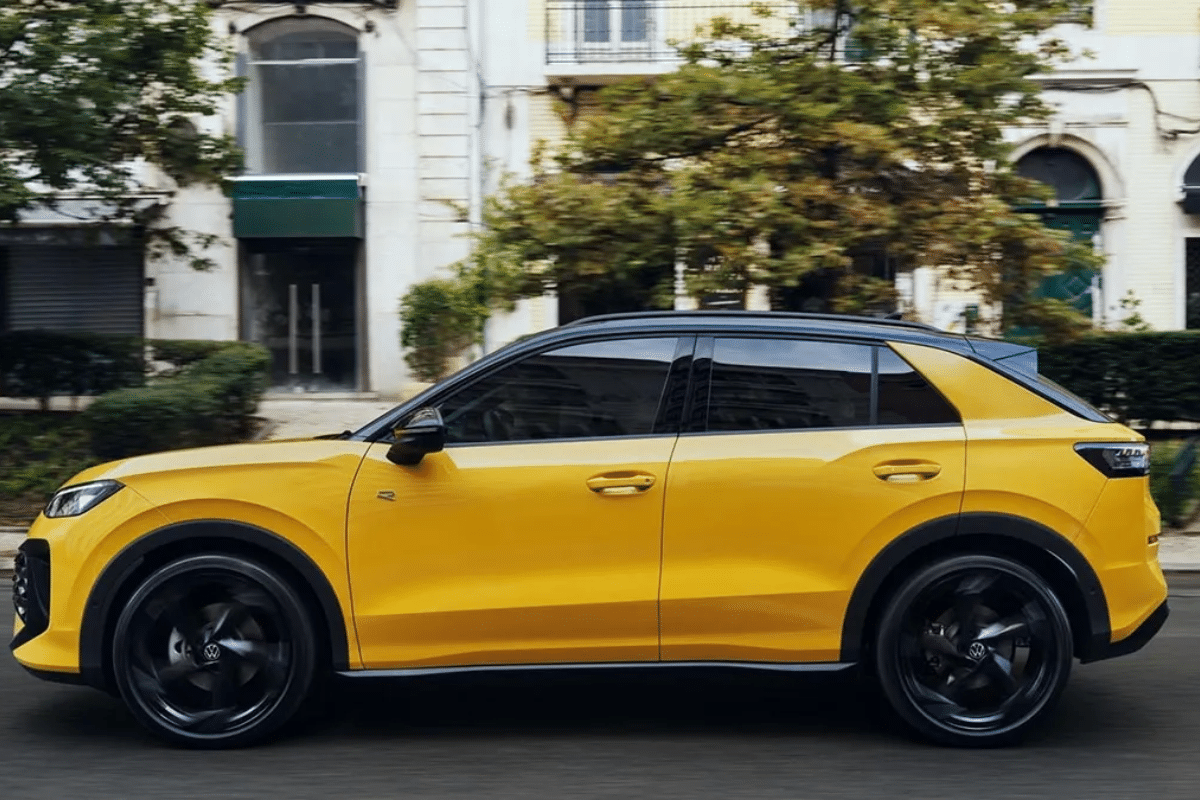Volkswagen T-Roc vu de profil