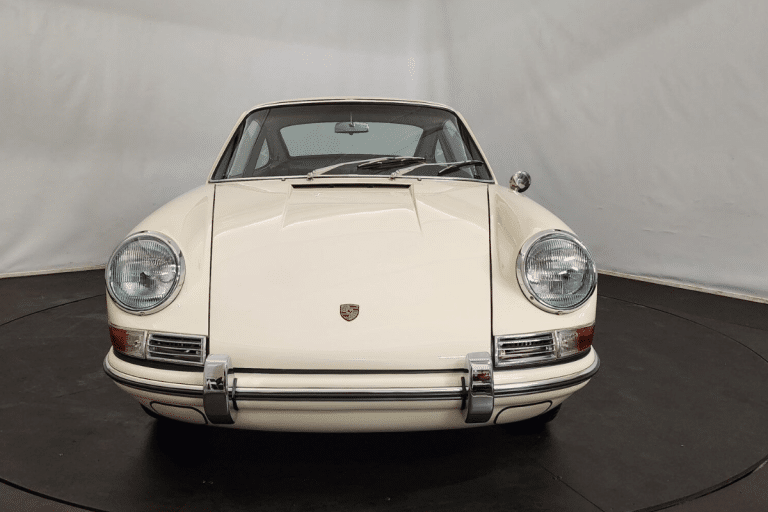 Carburateurs Weber, système d&rsquo;allumage électronique et sièges Pepita : cette Porsche 911 est à vendre