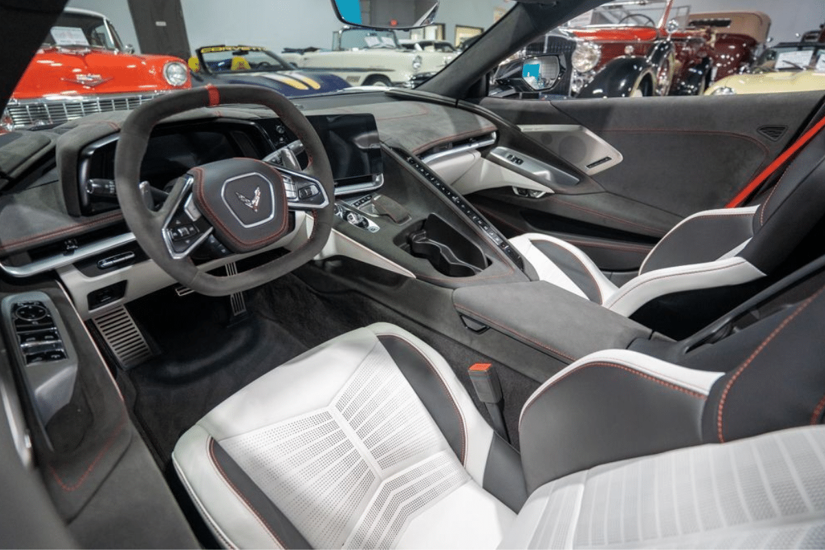 2023 Chevrolet Corvette Stingray Convertible 3LT C vue du volant