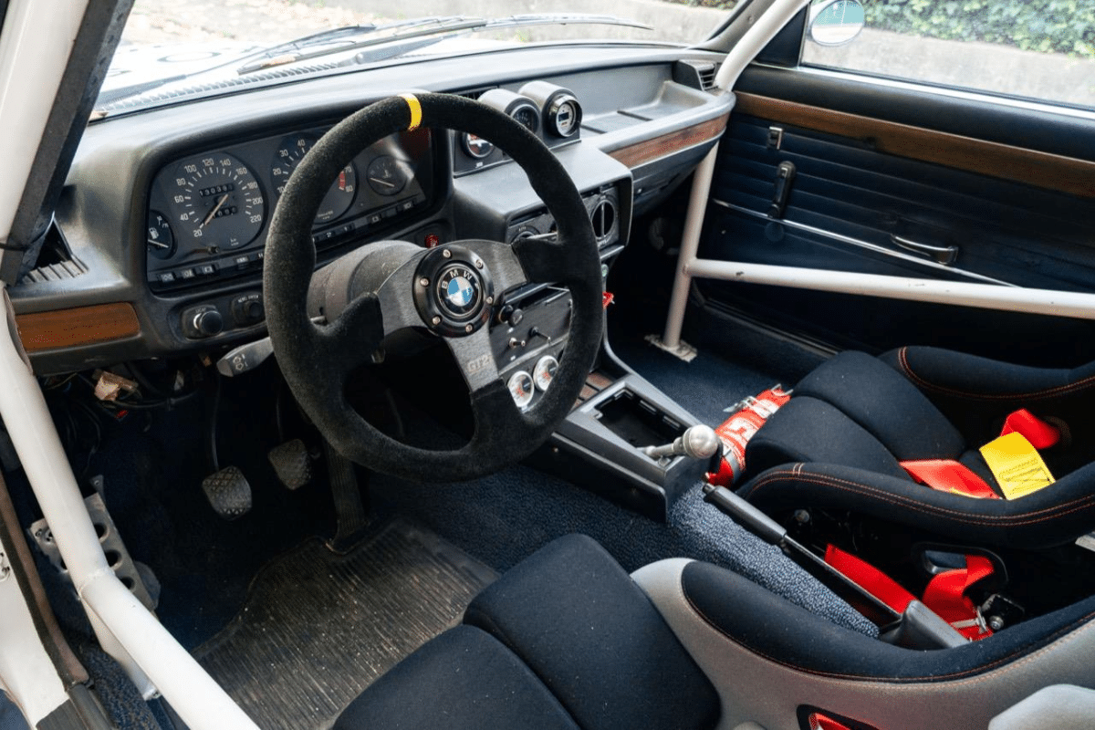 BMW 530 ius - 1979 vue du volant