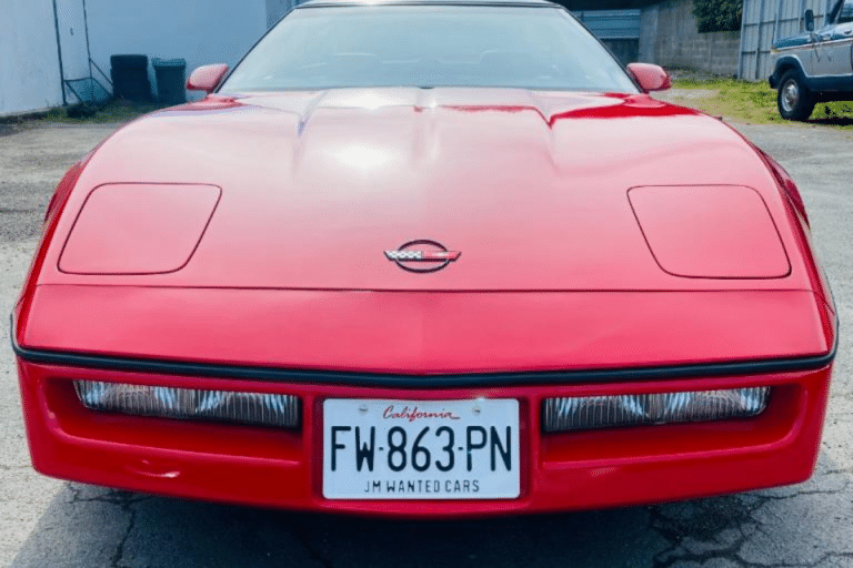 V8 5,7L, faible kilométrage et état exceptionnel : cette Chevrolet Corvette C4 L98 de 1988 est à vendre