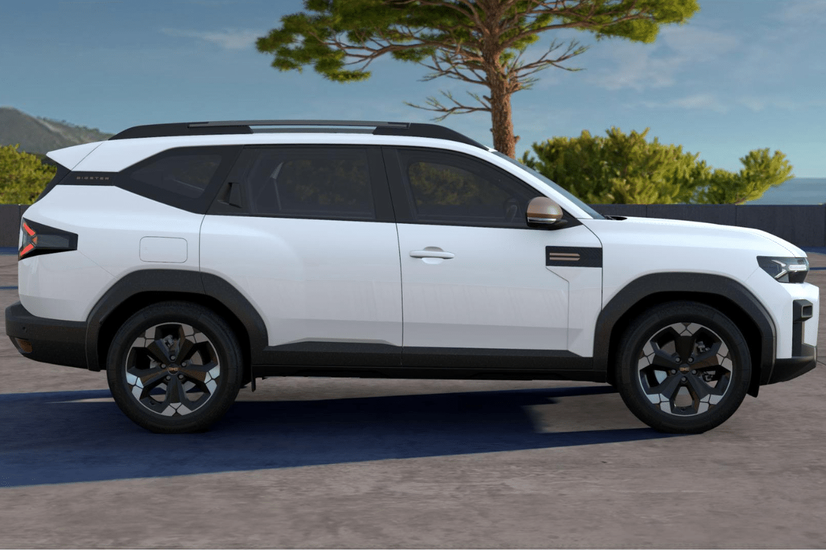 Dacia Bigster Essential vu de profil