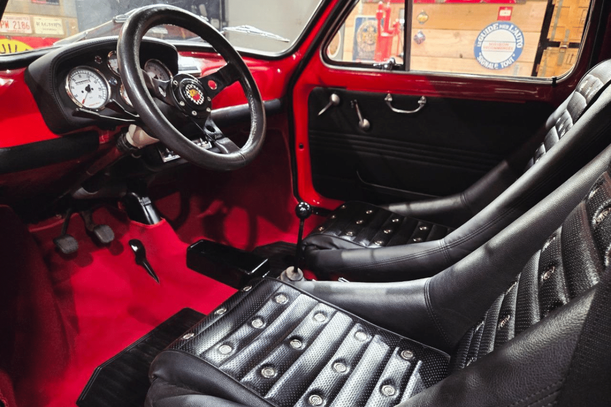 FIAT 500 F Préparée - 1970 vue du volant