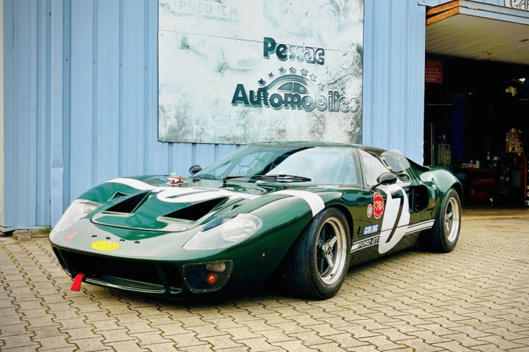 Carburateur Holley, échappement sur mesure et performances optimales : cette Ford GT40 est à vendre