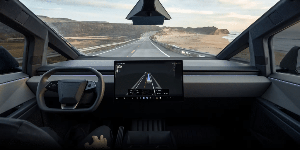 Tesla promet la conduite autonome en Europe dès 2026, mais les autorités disent non