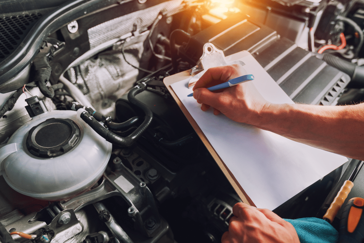 Importance du carnet d'entretien automobile