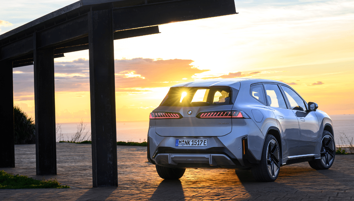 BMW iX3.