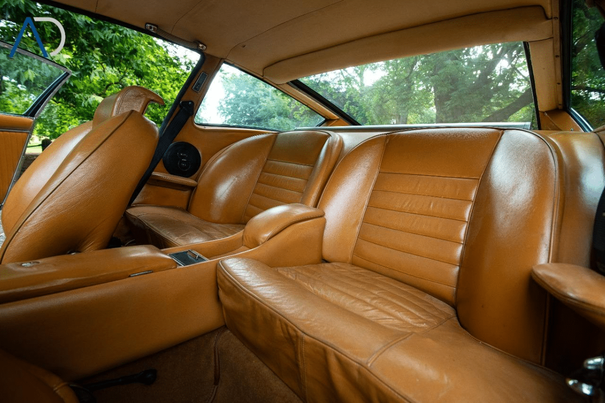 MASERATI Indy 4200 Vignale - 1970 vue intérieure