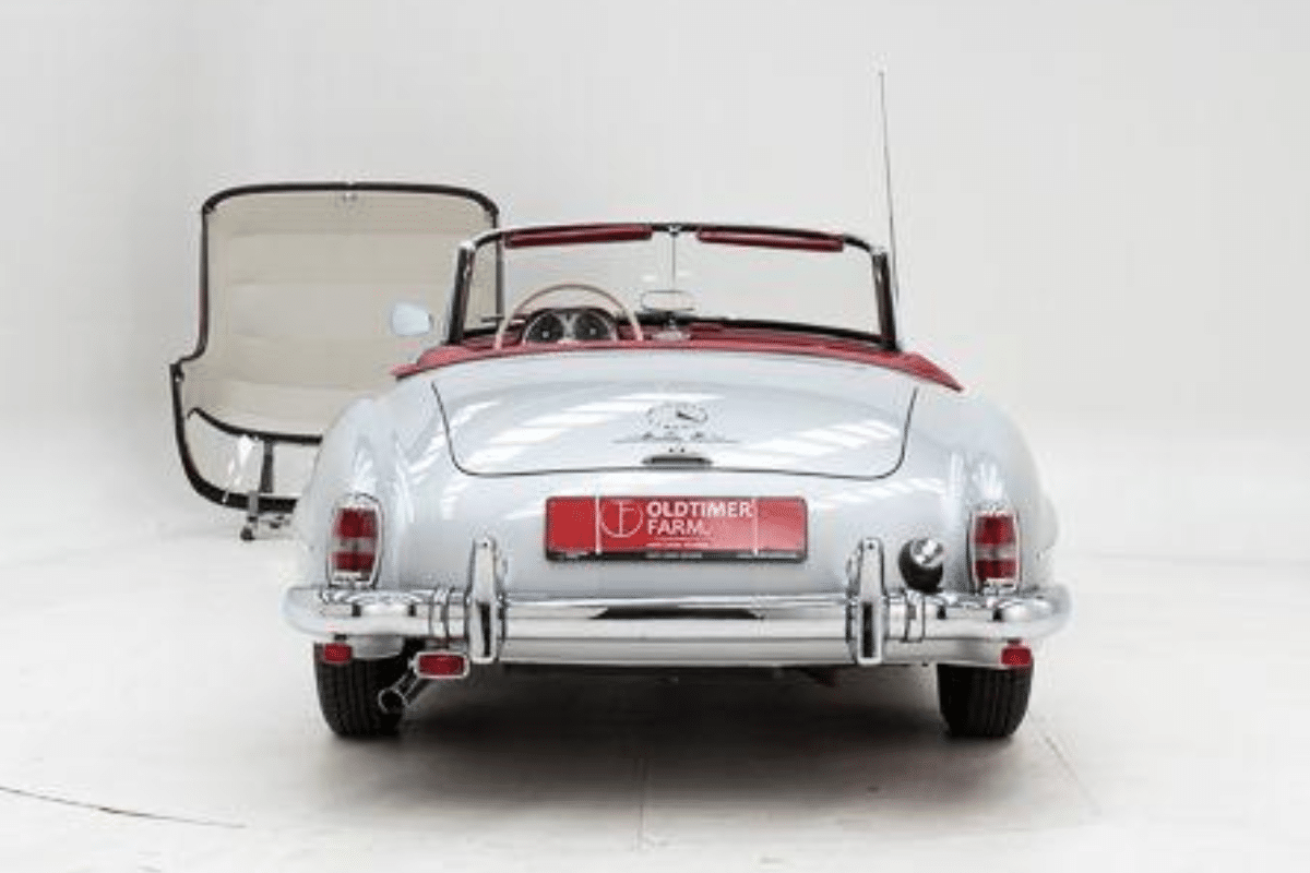 MERCEDES-BENZ 190 SL + Hardtop - 1962 vue de derrière