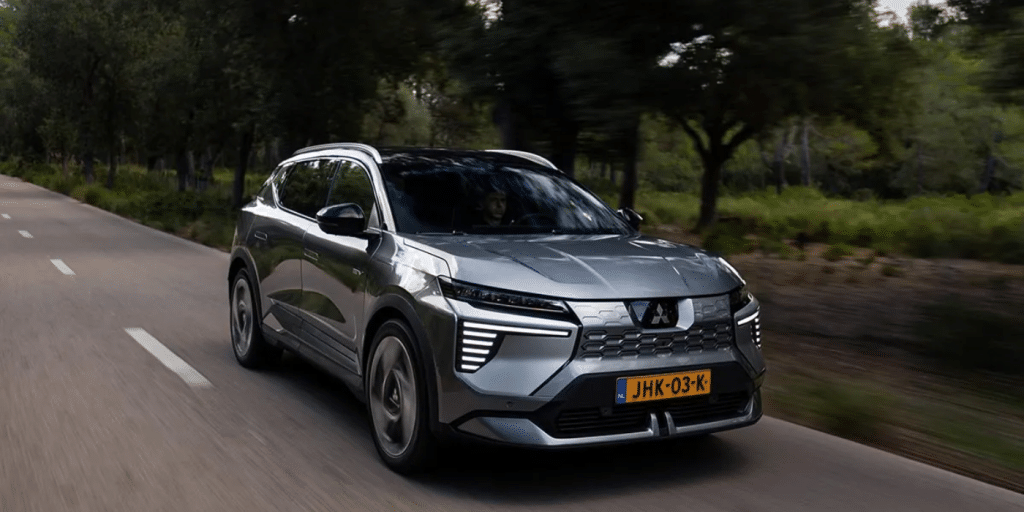 Voici le Mitsubishi Eclipse Cross 2026 : le SUV japonais qui vise directement le Scénic E-Tech