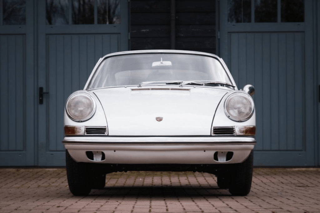 PORSCHE 911 - 1965