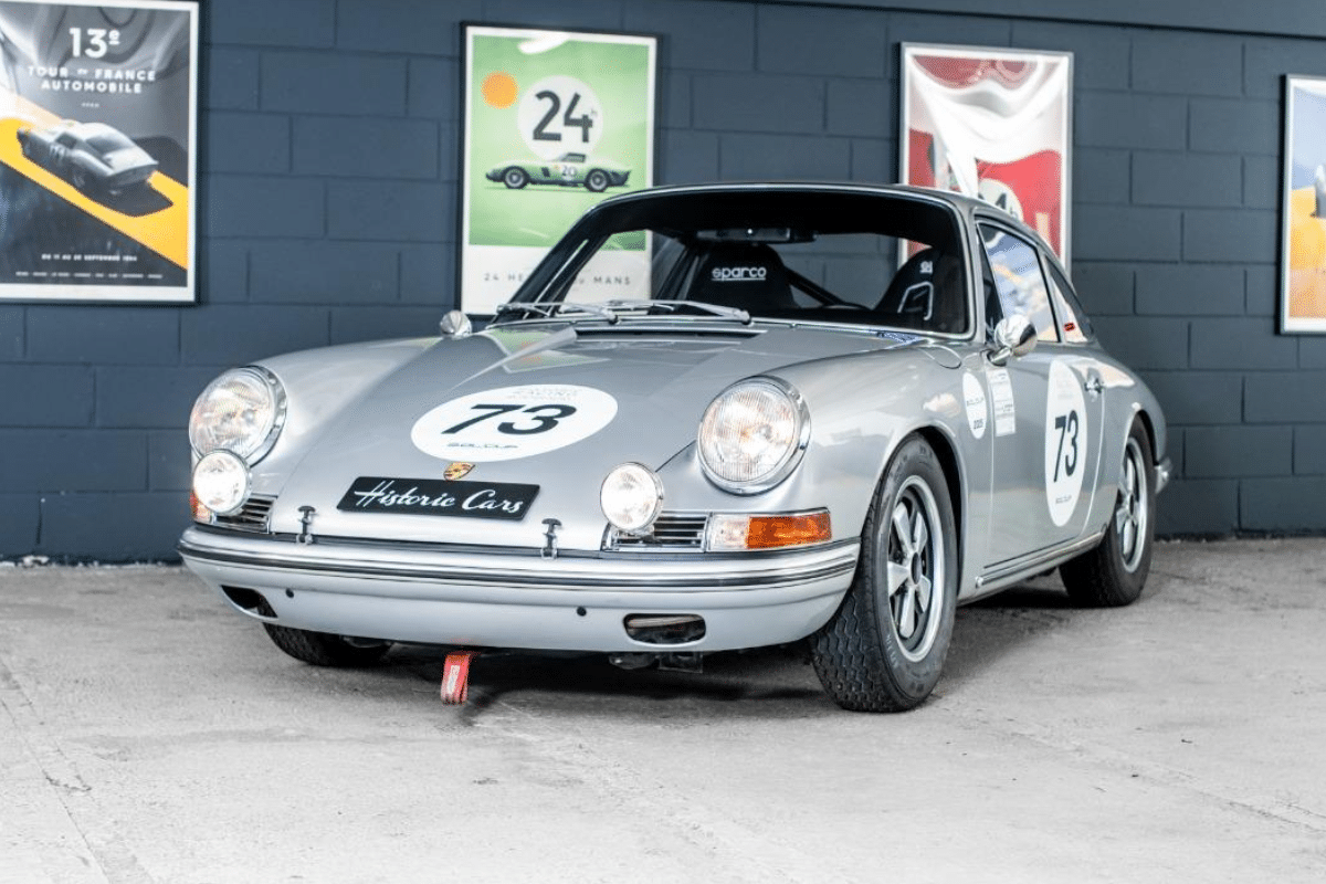 PORSCHE 911 2.0L 1965 - 1965 vue de face