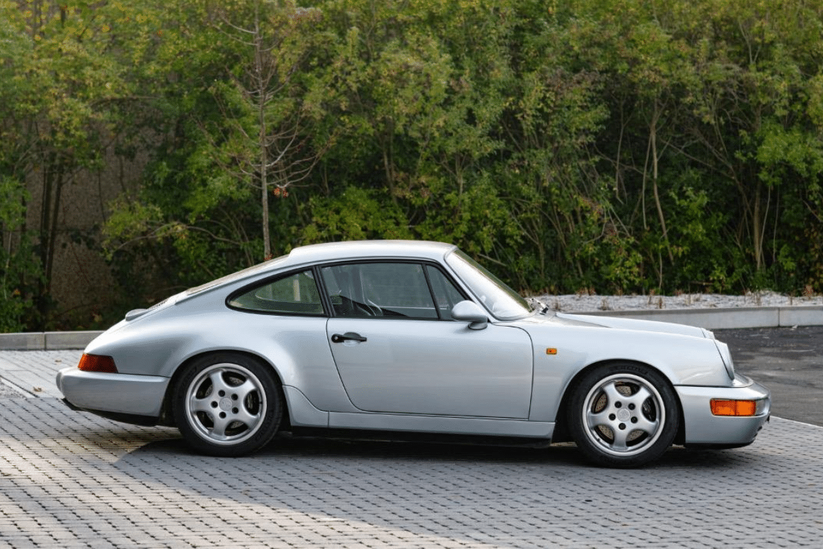 PORSCHE 911 964 RS - 1992 vue de profil