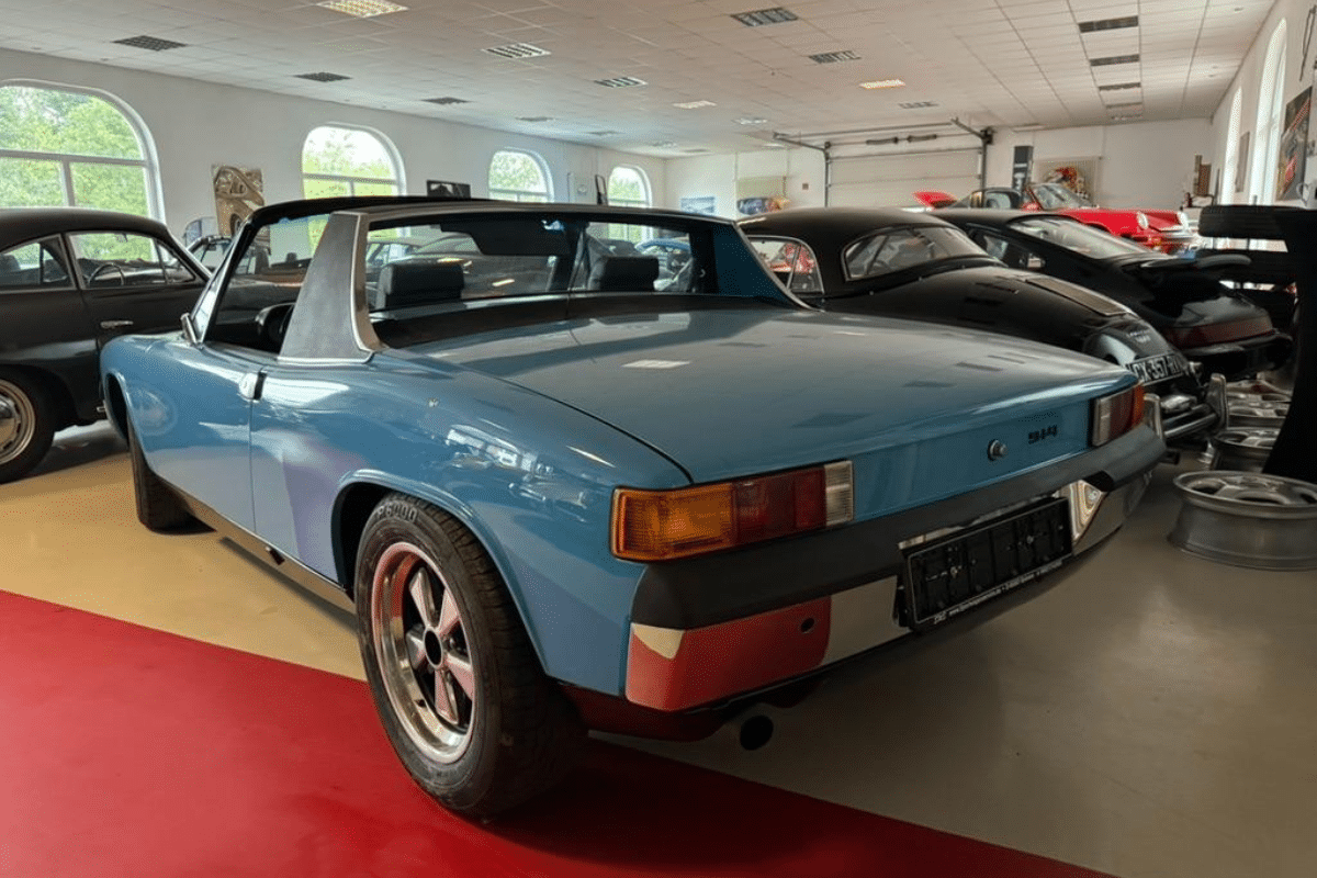 PORSCHE 914 914 6 2,4T - 1975 vue de derrière
