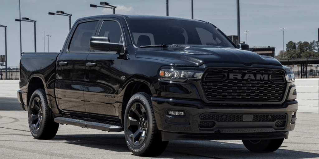 L’Europe verrouille le thermique pendant que l’Amérique s’arrache le retour du V8 HEMI comme jamais