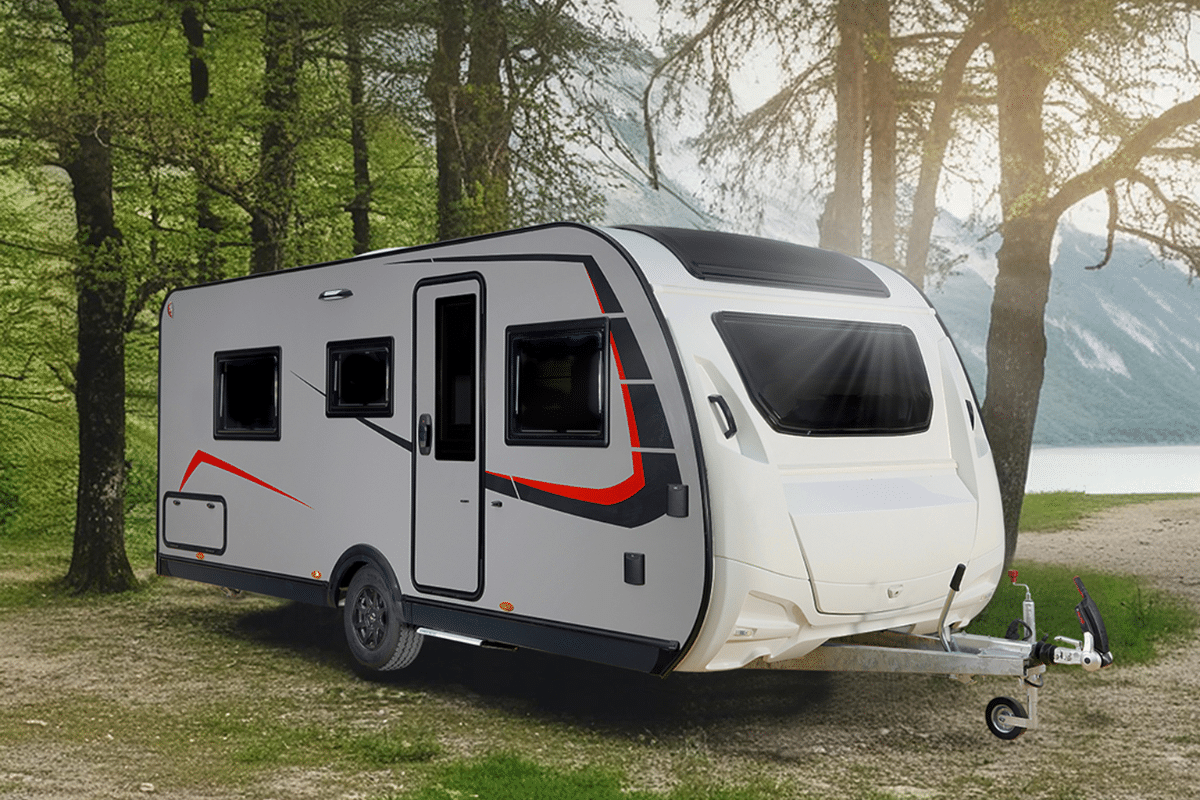 Sterckeman 390 CP design extérieur