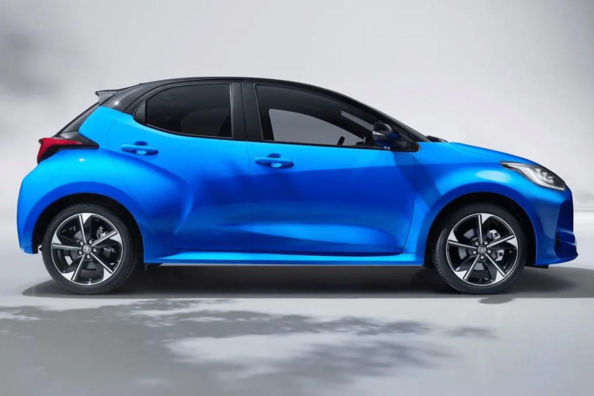 Toyota Yaris hybride vu de profil