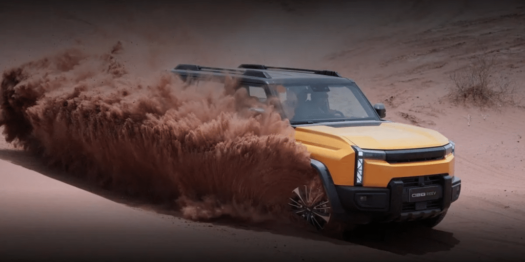 Ce SUV électrifié met KO le 3008 et le Sportage : 140 km sans essence, 428 ch et 35 000 €