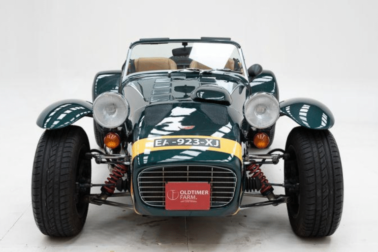 Conduite analogique, performance authentique et expérience unique : cette Donkervoort Super Eight à vendre