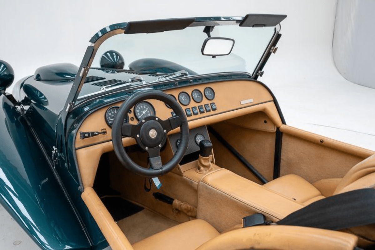 DONKERVOORT Super Eight - 1985 vue du volant