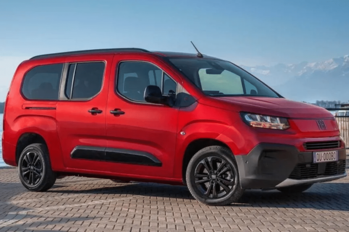 Fiat Qubo L 2026 vue arrière