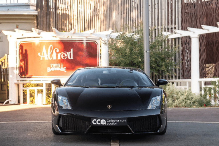 Aileron arrière fixe, ligne inox Innotech et état impeccable : cette Lamborghini Gallardo LP 560-4 de 2009 à vendre