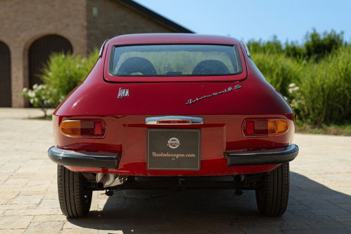 LANCIA Fulvia SPORT S ZAGATO - 1971 vue de derrière