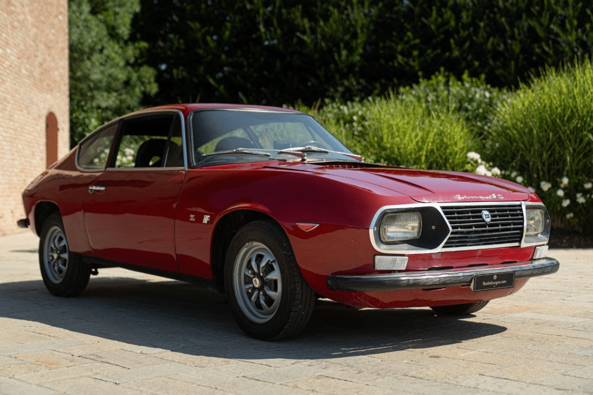 LANCIA Fulvia SPORT S ZAGATO - 1971 vue de face