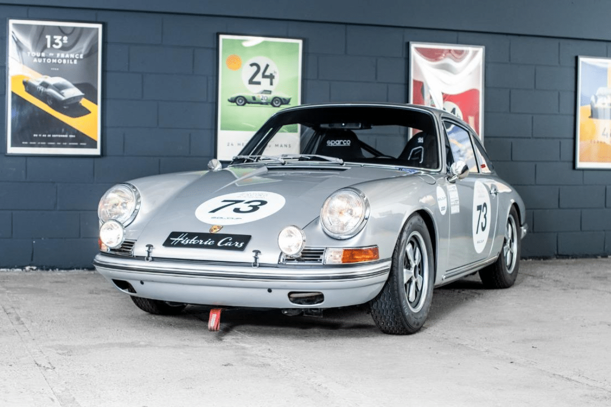 PORSCHE 911 2.0L 1965 - 1965 vue de face