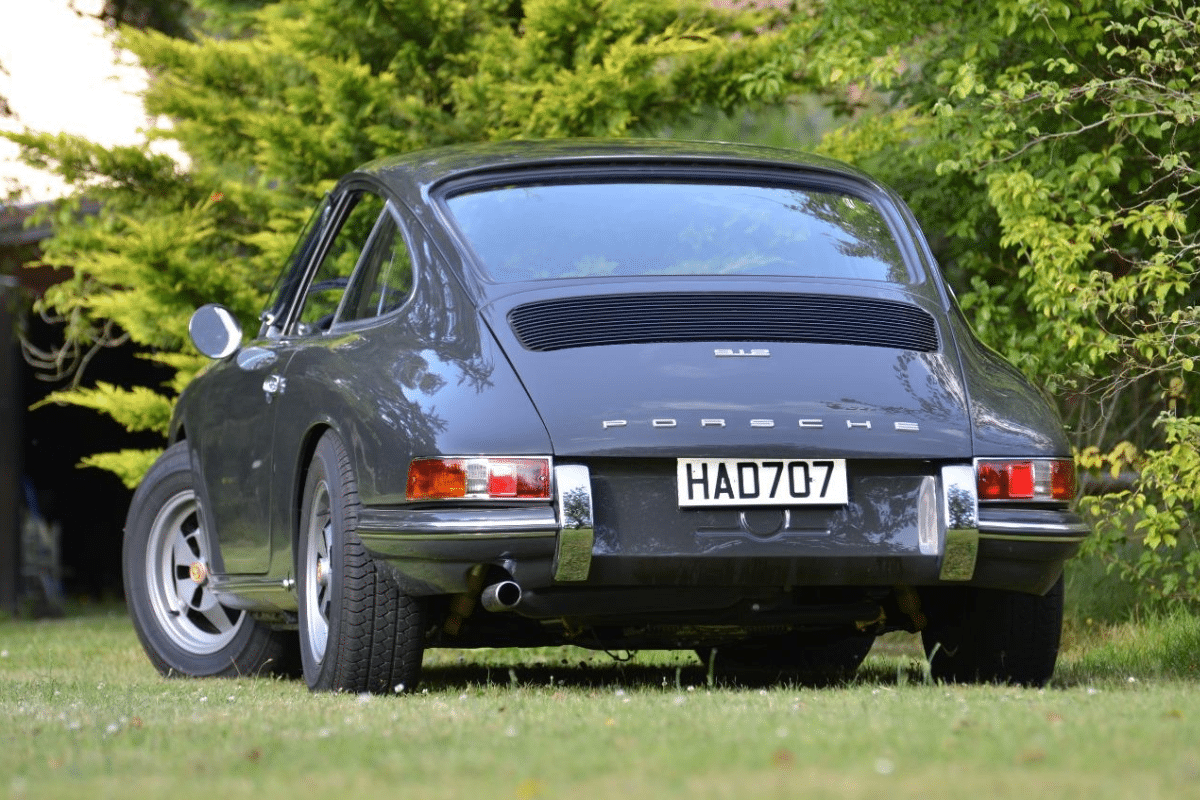 PORSCHE 912 Coupé - 1968 vue de derrière