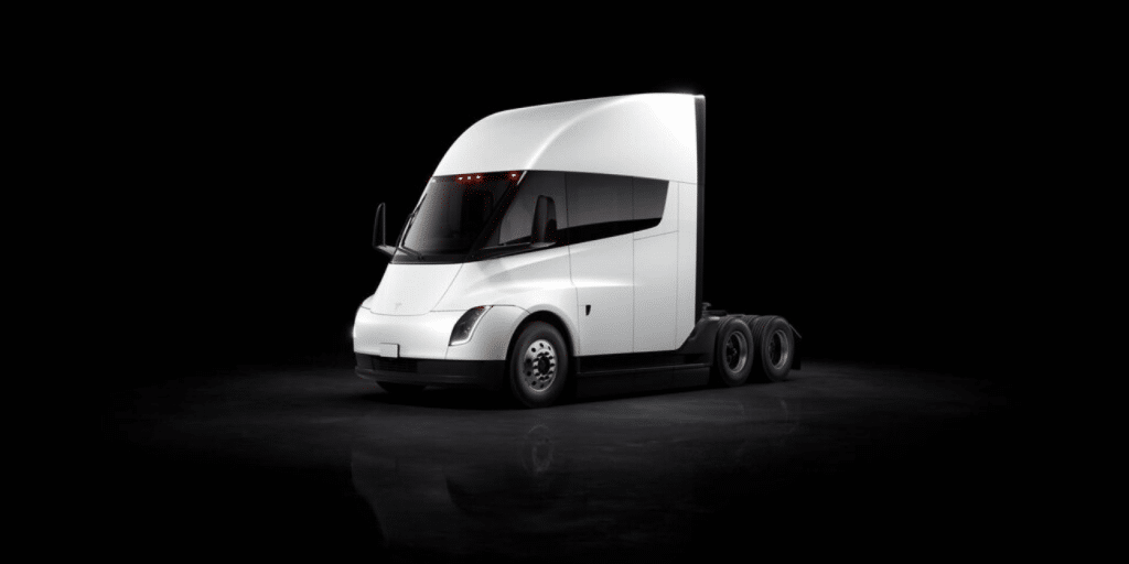 Jusqu’à 1,2 MW : le Tesla Semi pulvérise les standards de recharge prêt pour 2026