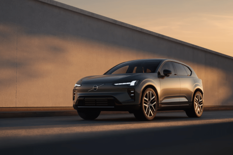 Recharge ultra-rapide : les Volvo EX60 et ES90 passent à la vitesse supérieure