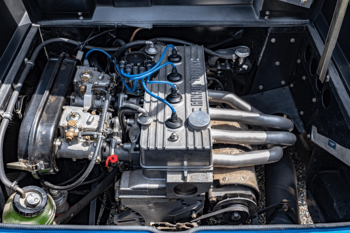 ALPINE RENAULT A310 - 1971 vue du moteur