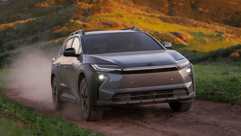 Toyota bZ Woodland 2026 : avec 375 ch, ce SUV électrique brouille les frontières entre break et crossover