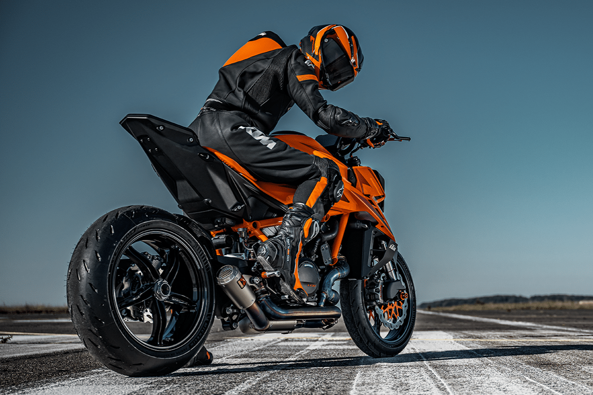 KTM 1390 Super Duke R 2026 vue arrière