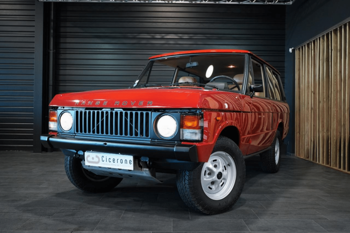 LAND ROVER Range Rover Classic V8 - 1984 vue de face