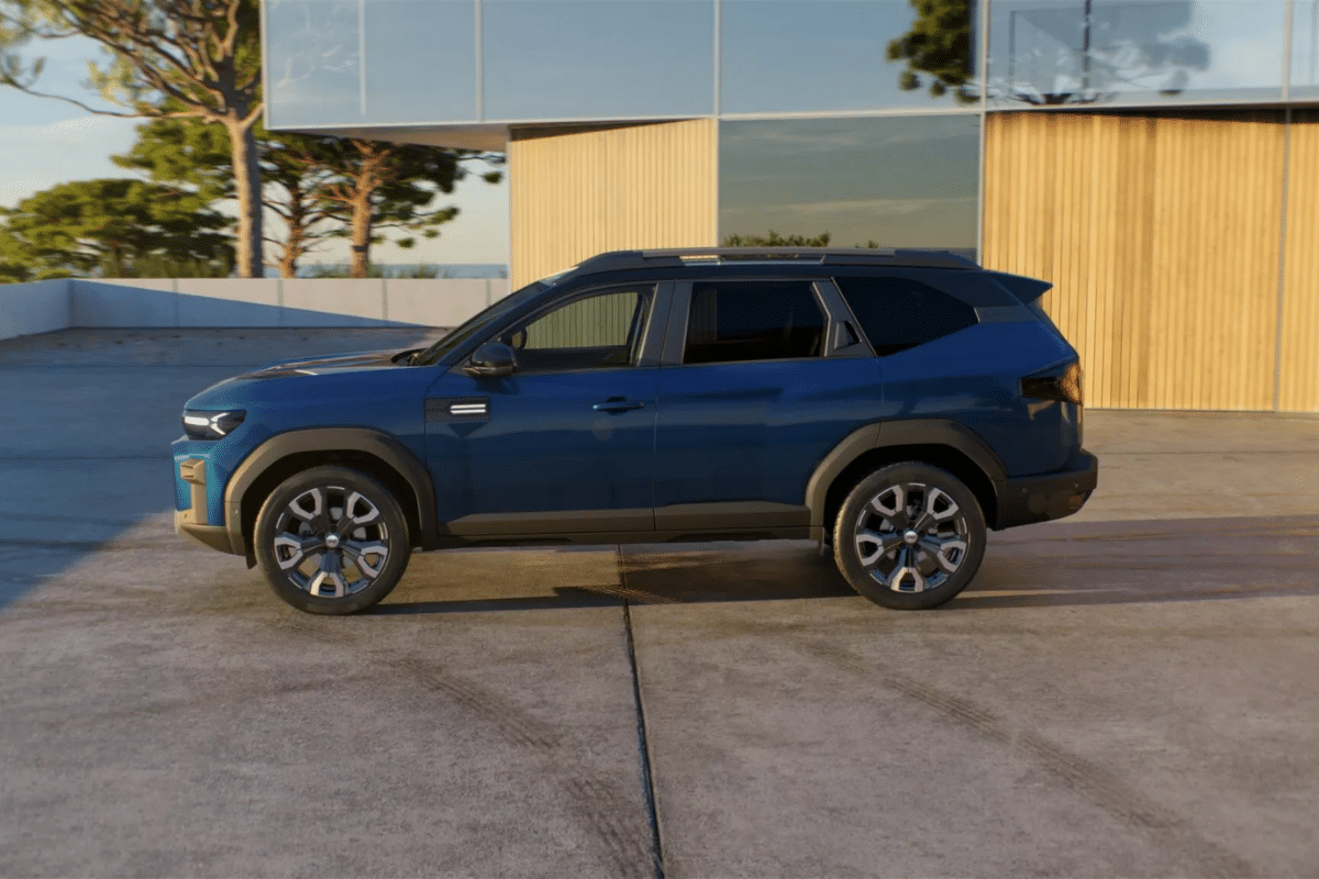 Dacia Bigster restylé vu de profil